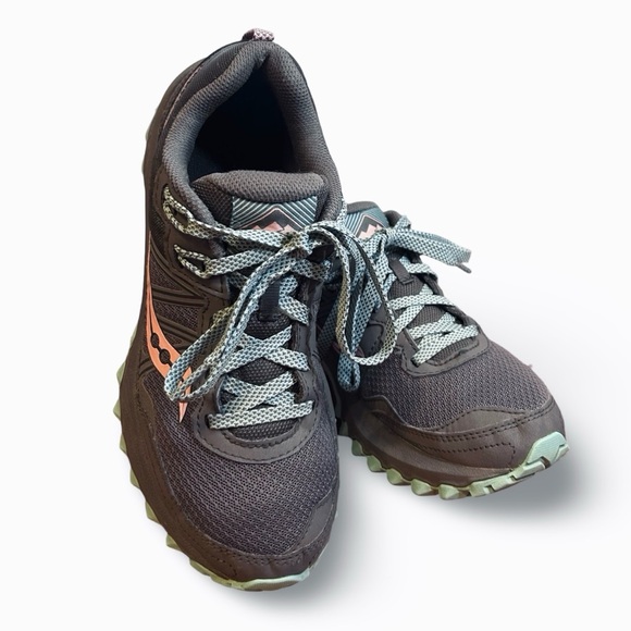 Saucony Versafoam Running Shoe Excursion Tr13 Trail Grey and Pink Womens 8 - Picture 2 of 8